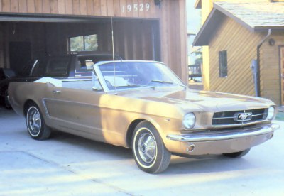 final small image Mustang Convertible 64.JPG (25636 bytes)
